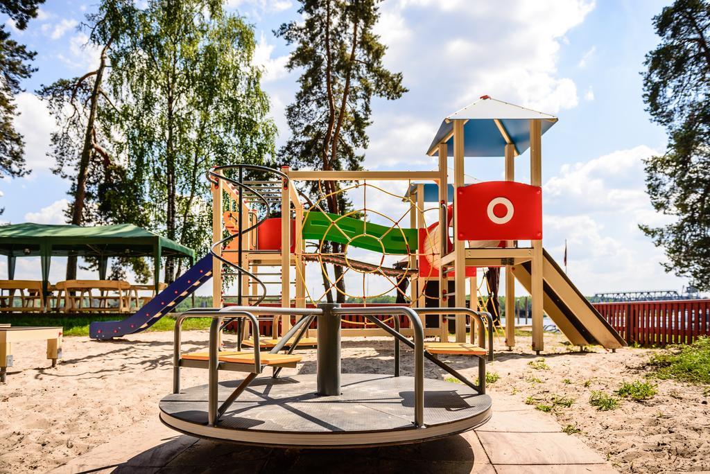 Hotel Porto Marine Jurkalne Zewnętrze zdjęcie