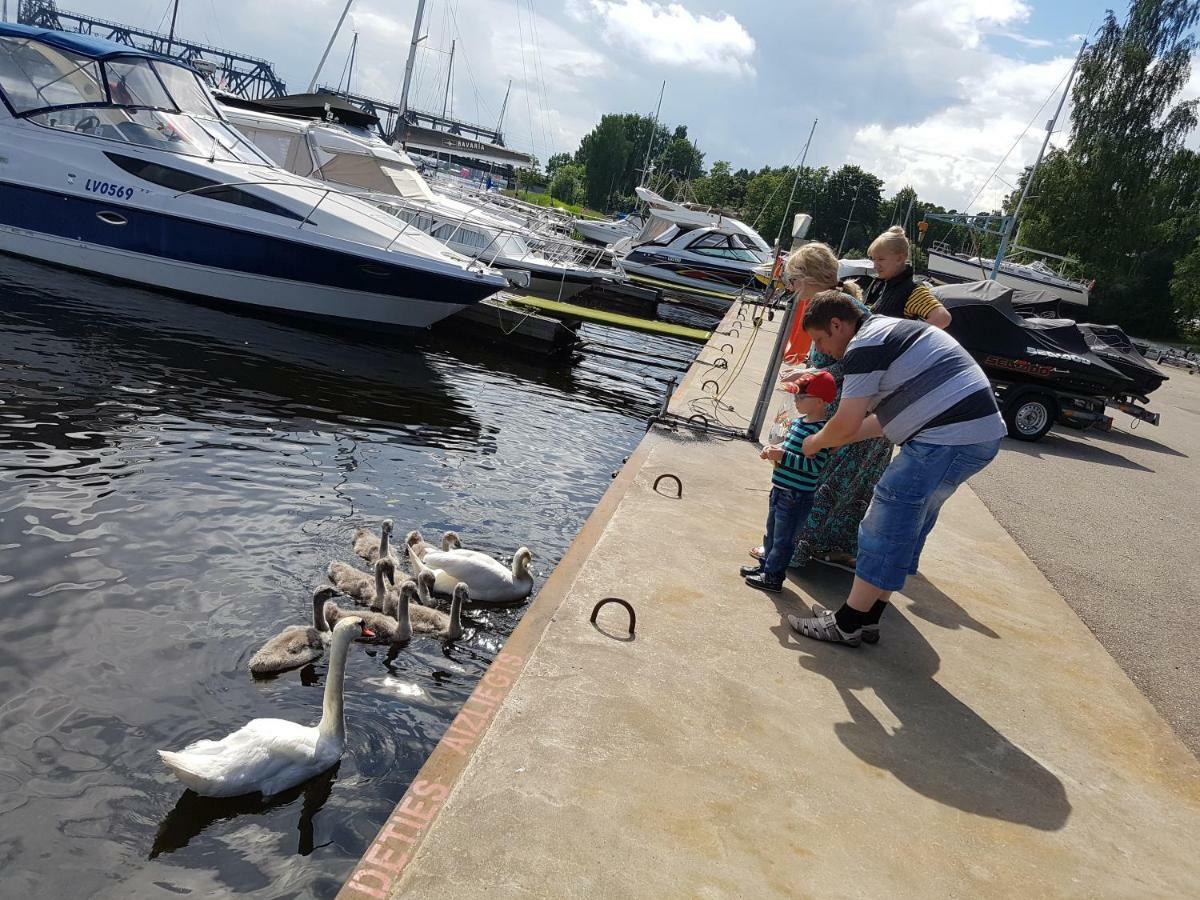 Hotel Porto Marine Jurkalne Zewnętrze zdjęcie